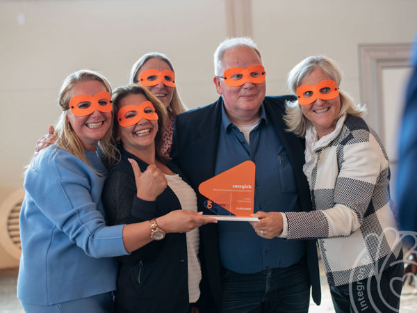 Overwinning van schoonmaakbedrijf 1nergiek bij Medewerkersbeleving Awards